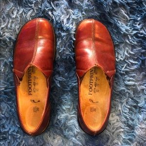 Rare brown leather Footprints by Birkenstock